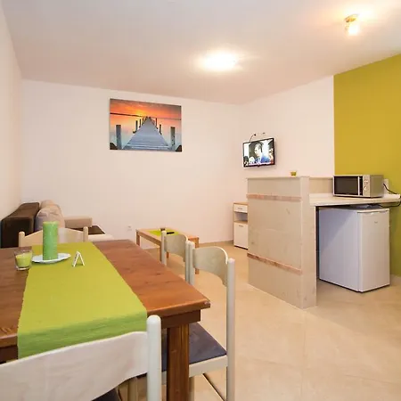 Daire Patricija Keller-podrum-basement Poreč