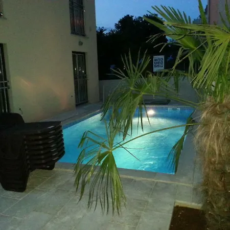 Daire Patricija Keller-podrum-basement