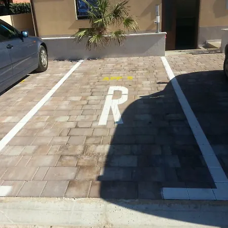 Patricija Keller-podrum-basement Daire